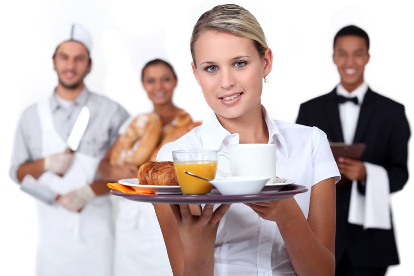 Omzet horeca gestegen, maar lokale BIZ’en en Horeca Nederland luiden de noodklok